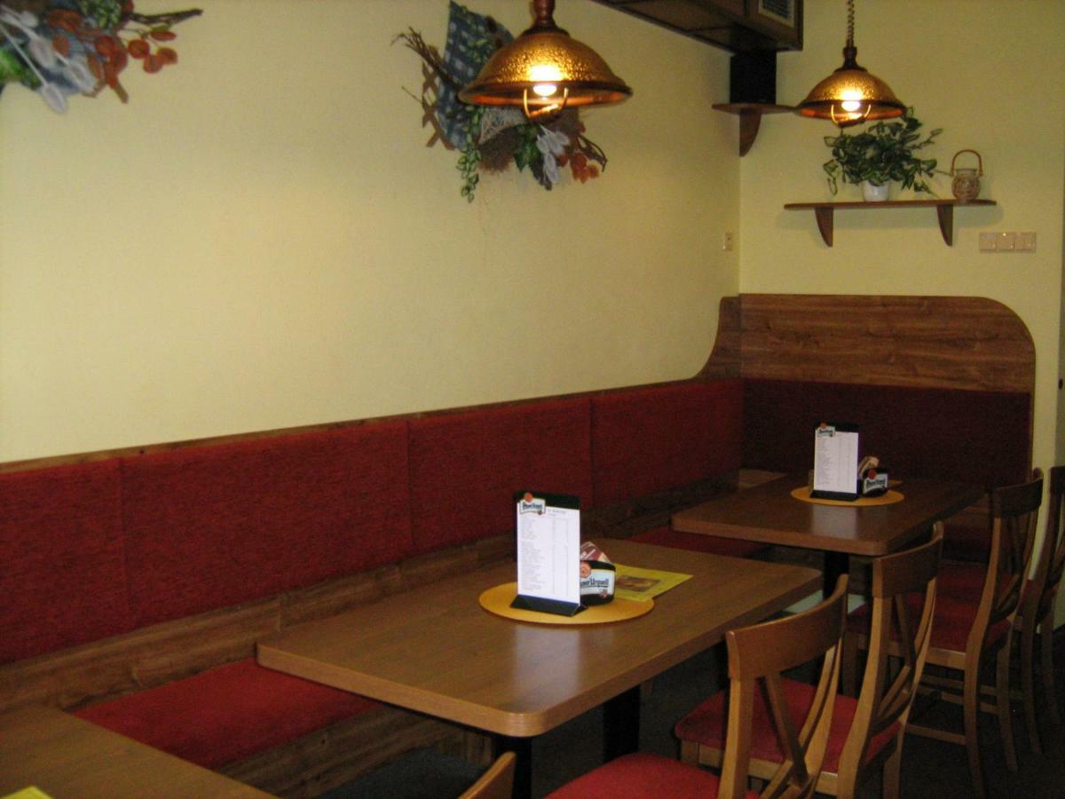 Penzion Albina - Restaurace Vysoké nad Jizerou Dış mekan fotoğraf